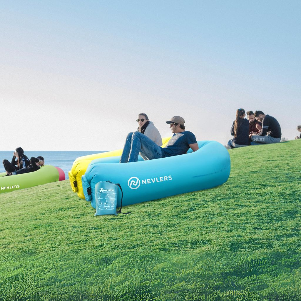 INFLATABLE LOUNGERS